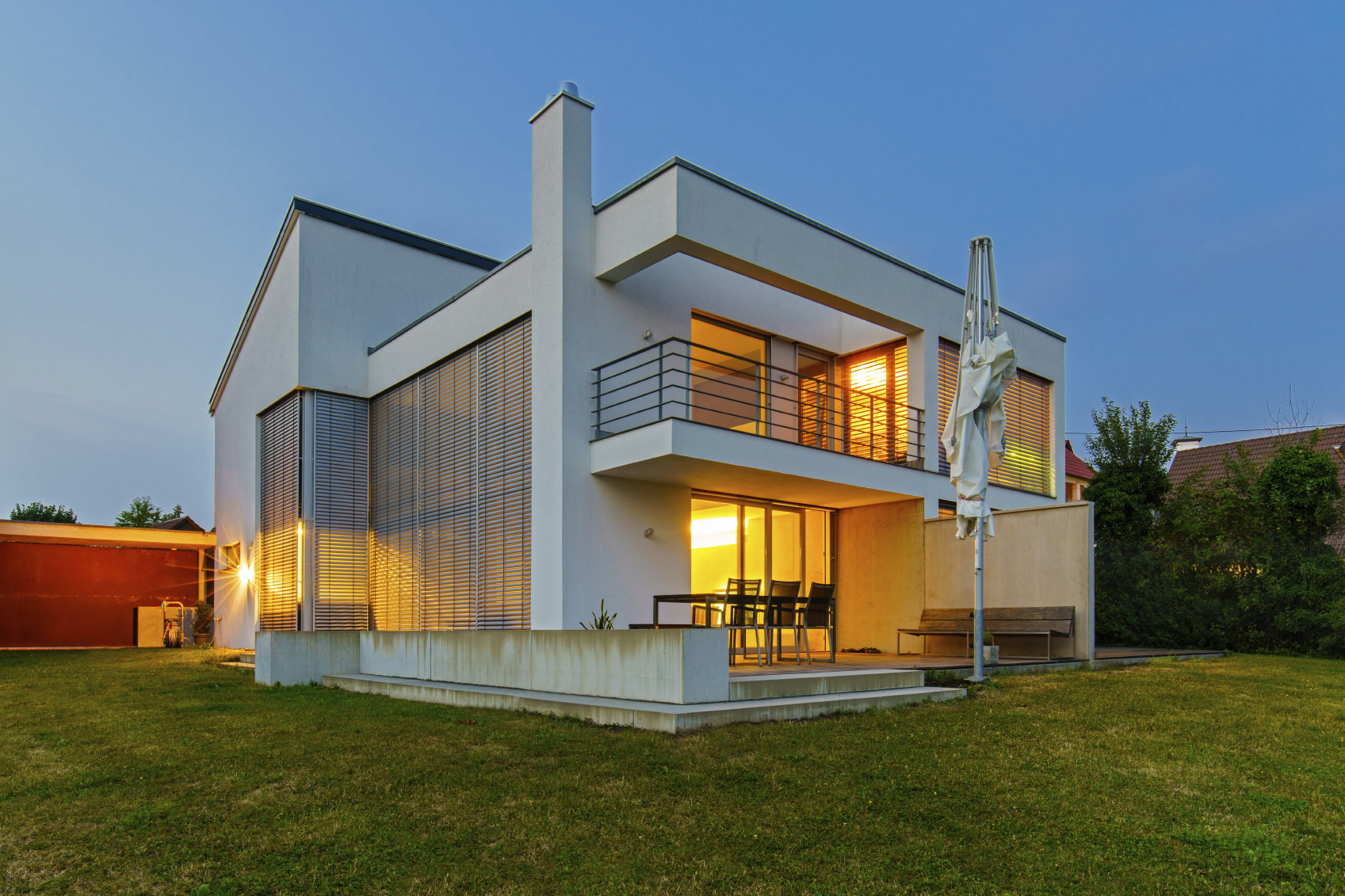 Modern-Architecture-House-Home-Illuminated-at-Twilight-000071761931_Medium